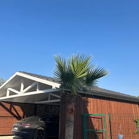 Close To Lake, Beach, Center Villa