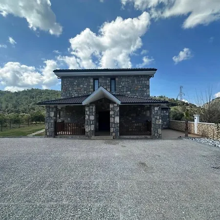 Vila Close To Lake, Beach, Center *