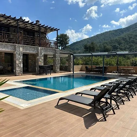 Vila Close To Lake, Beach, Center *